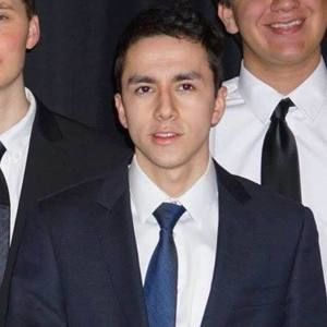 Meet your Posher, Andres